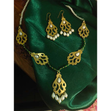 mohika_necklace