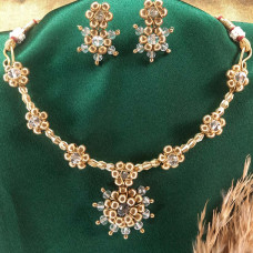 sayali_choker